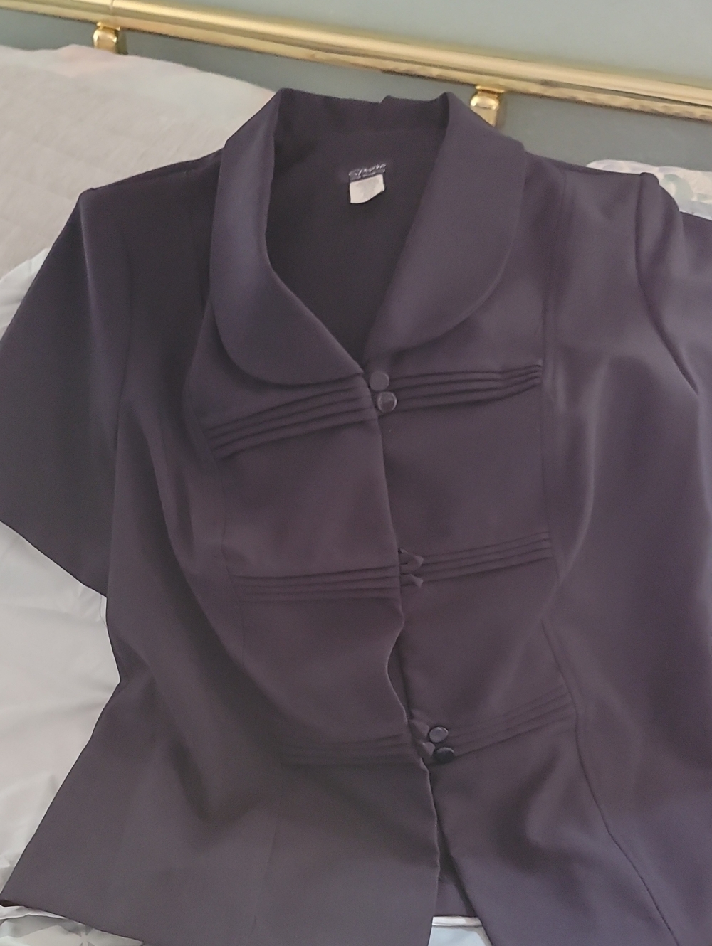 Spago Women's Short-Sleeve Black Dress Jacket with Pleated Front